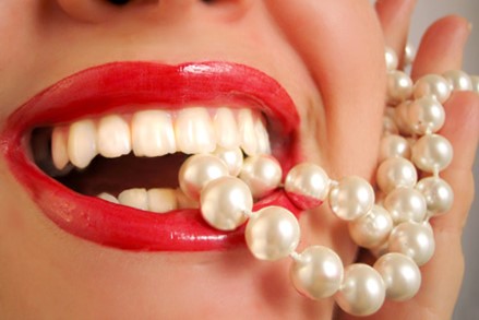 sonrisa dientes blancos